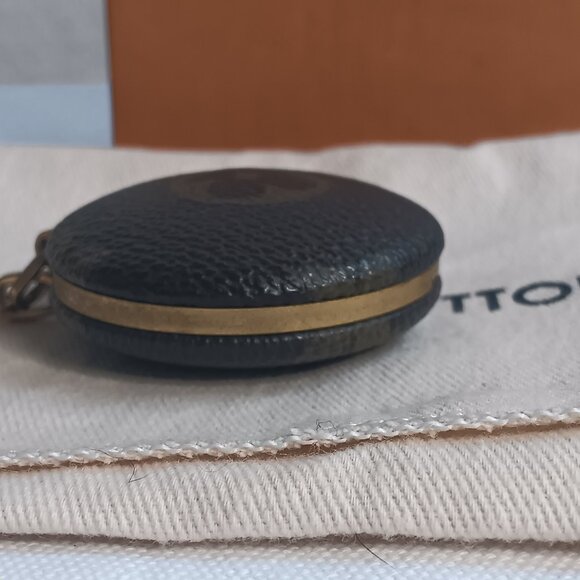 LOUIS VUITTON Astropill Monogram Lightup Keychain/Bag Charm. EUC w/COA - Picture 6 of 13